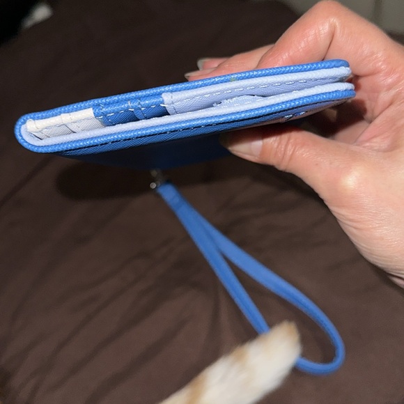 Steve Madden blue white and silver snap button long wallet with wrist strap NWOT - Picture 8 of 9